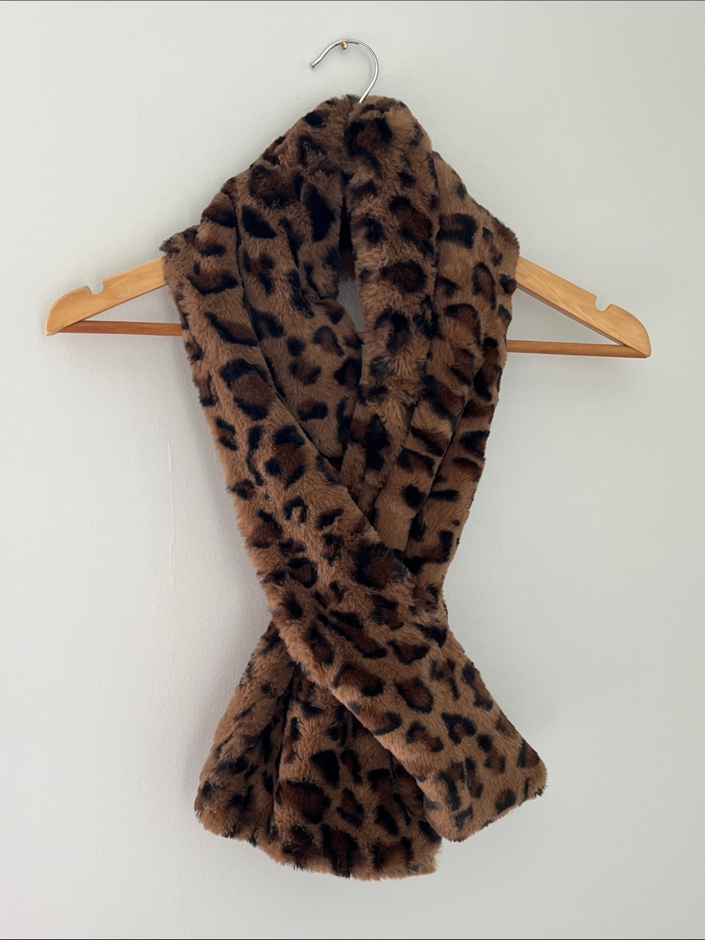 Faux Fur Leopard Print Scarf in Brown NWT